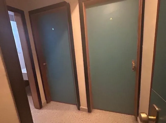 Cort de lux Ea Malta *